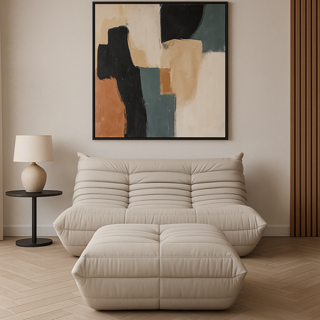 Sofa dwuosobowa, jasnobeżowa – nowoczesna, aksamitna, z przeszyciami